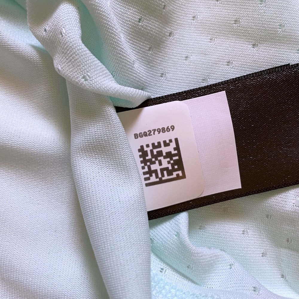 The North Face Women’s Acttrail Short Sleeve Tee - Picture 5 of 6